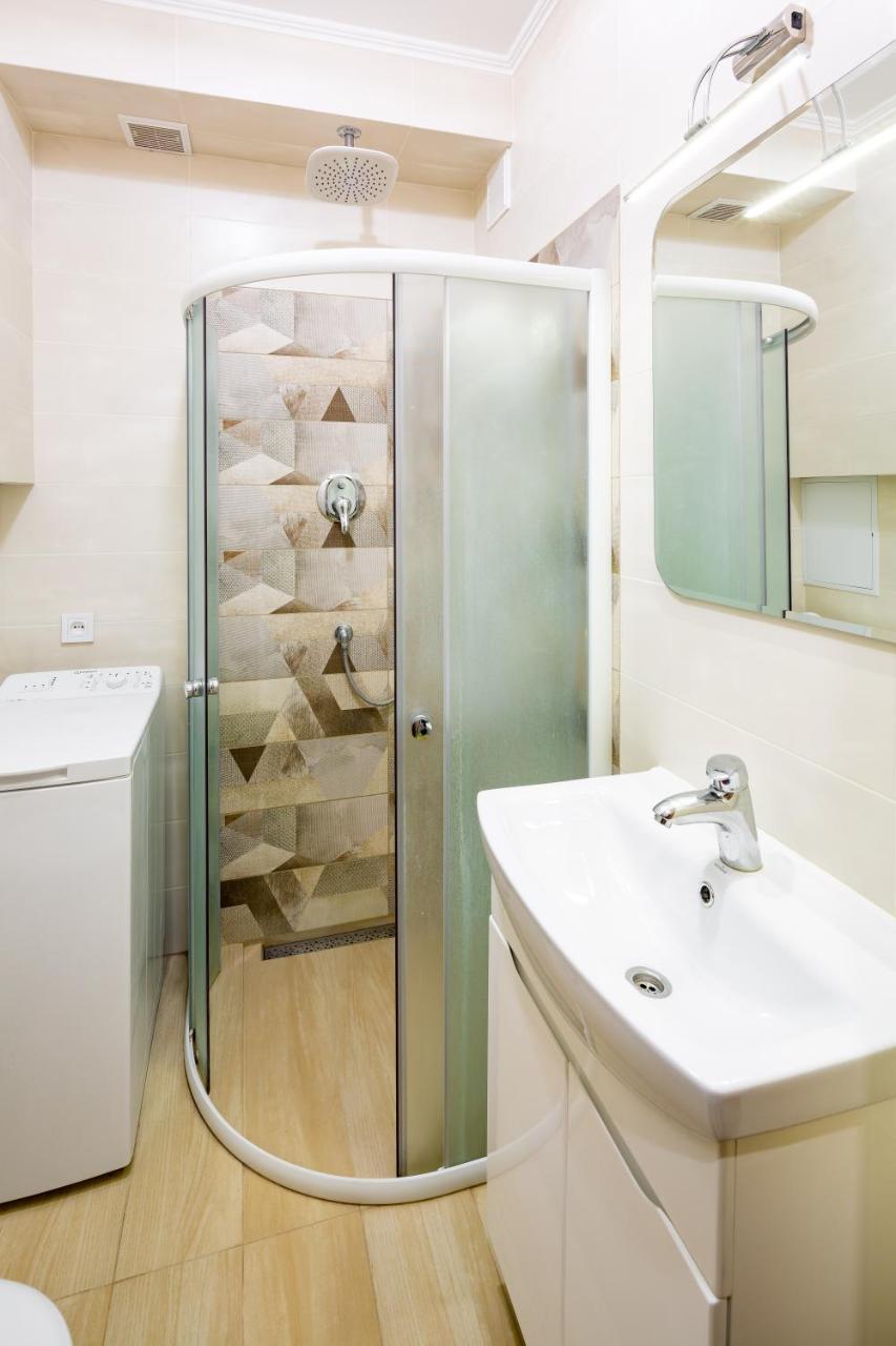 Lva Apartment Lviv Exterior photo